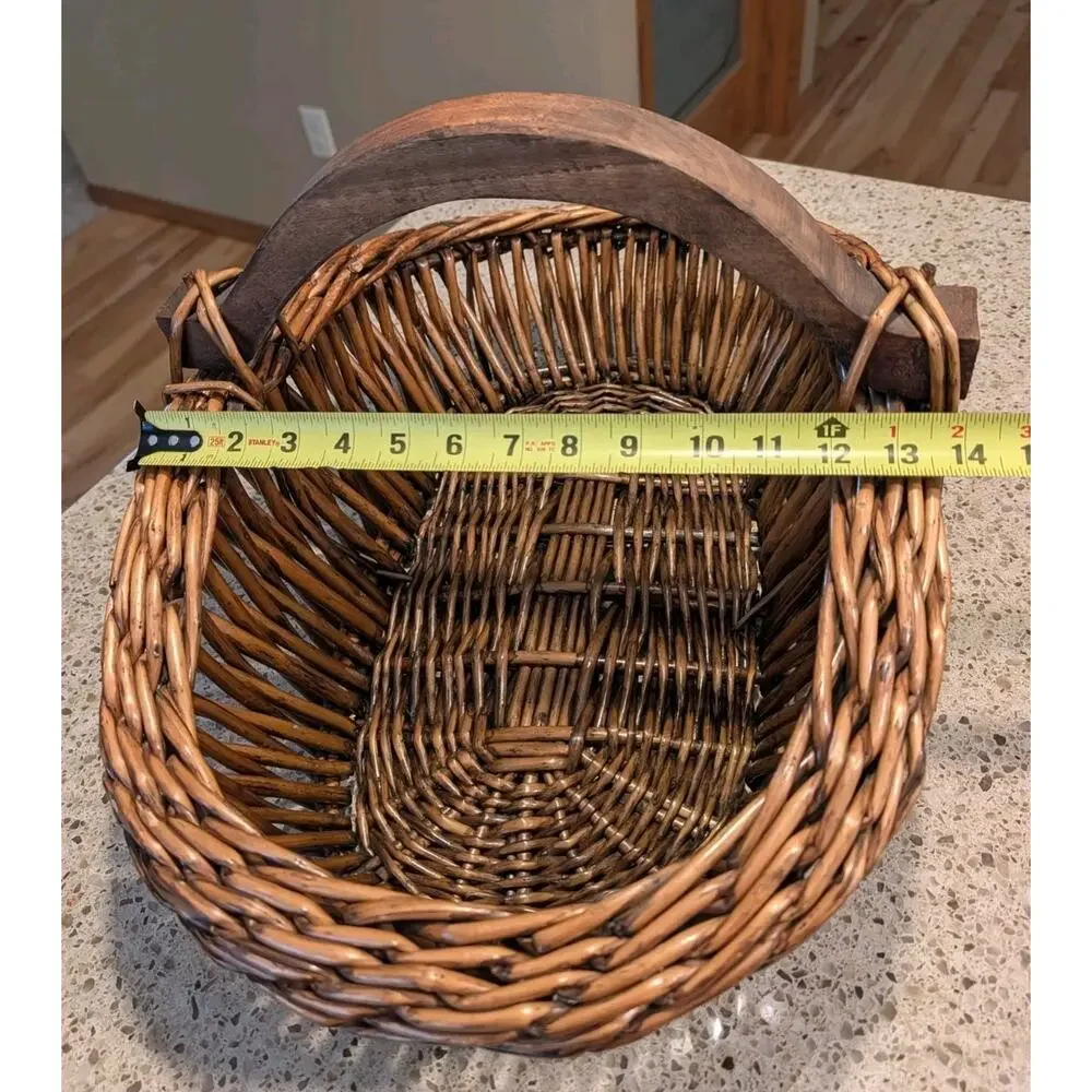 Vintage Wicker Market Basket Tote Large Oval Wood Handle Rustic Patina 21
